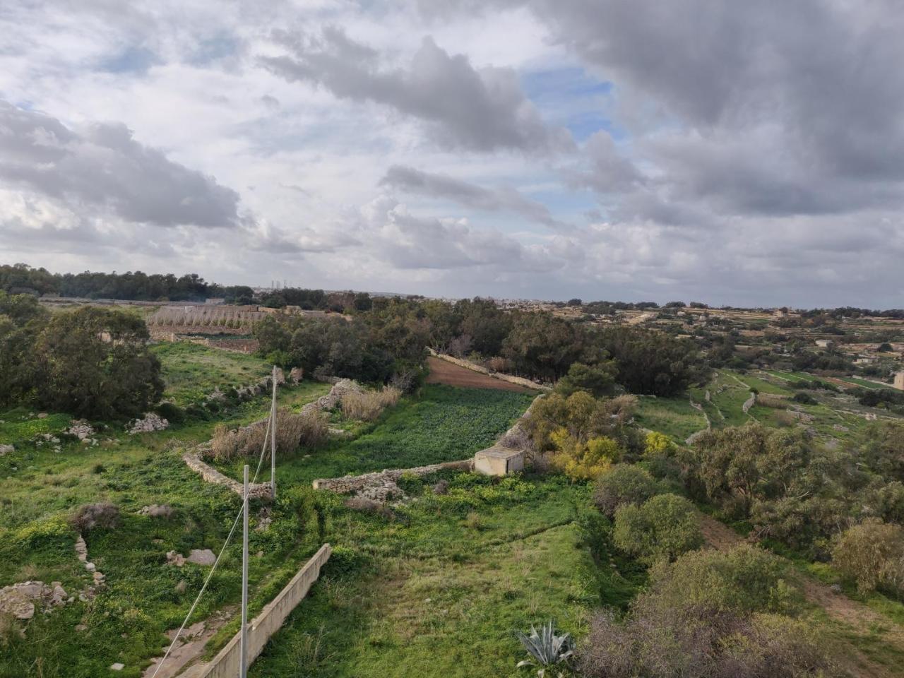 Panoramic Penthouse In Marsascala Which Enjoys Sea And Country Views Apartment Marsaskala Exterior photo