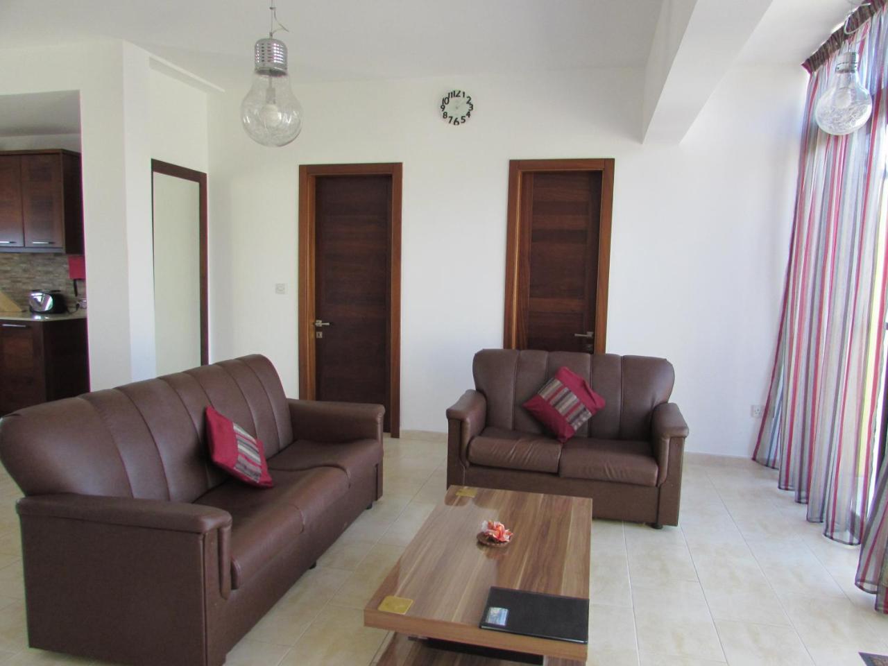 Panoramic Penthouse In Marsascala Which Enjoys Sea And Country Views Apartment Marsaskala Exterior photo